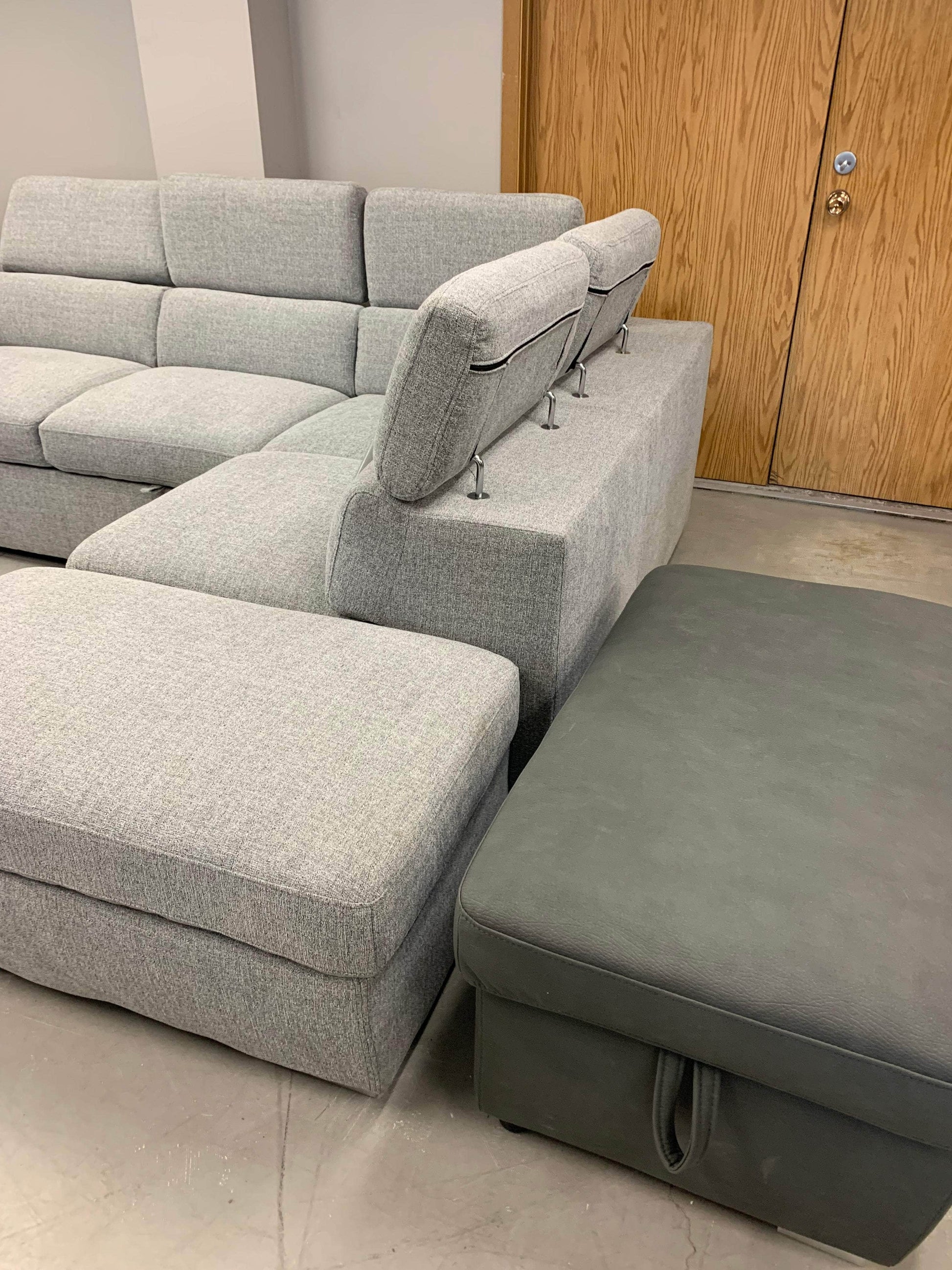 Urban Cali Sleeper Sectional Pasadena Large Sleeper Sectional Sofa Bed with Storage Ottoman and 2 Stools - Available in 2 Colours